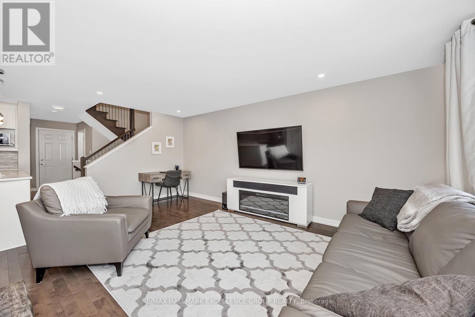 254 Dion Avenue, Clarence-Rockland, Ontario  K4K 0M2 - Photo 14 - X12480756