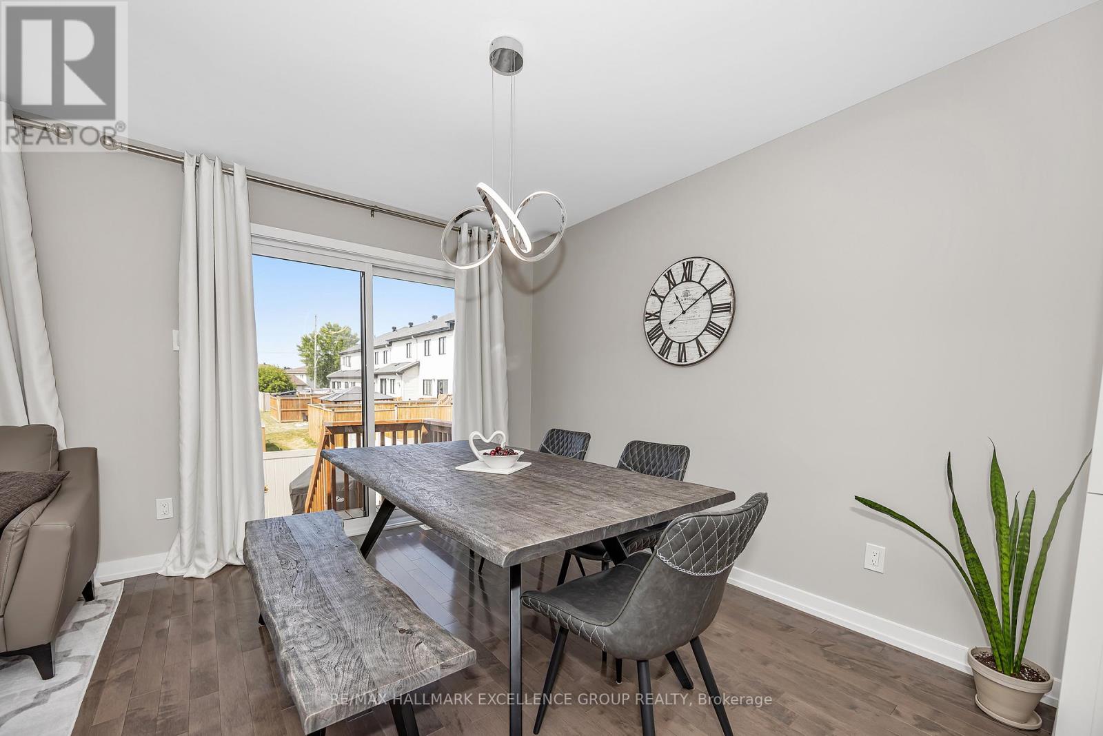 254 Dion Avenue, Clarence-Rockland, Ontario  K4K 0M2 - Photo 17 - X12480756
