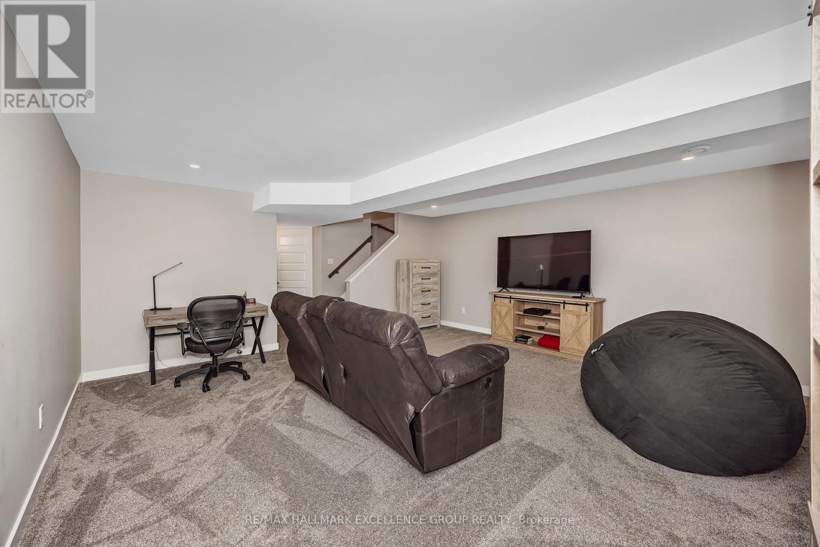 254 Dion Avenue, Clarence-Rockland, Ontario  K4K 0M2 - Photo 38 - X12480756