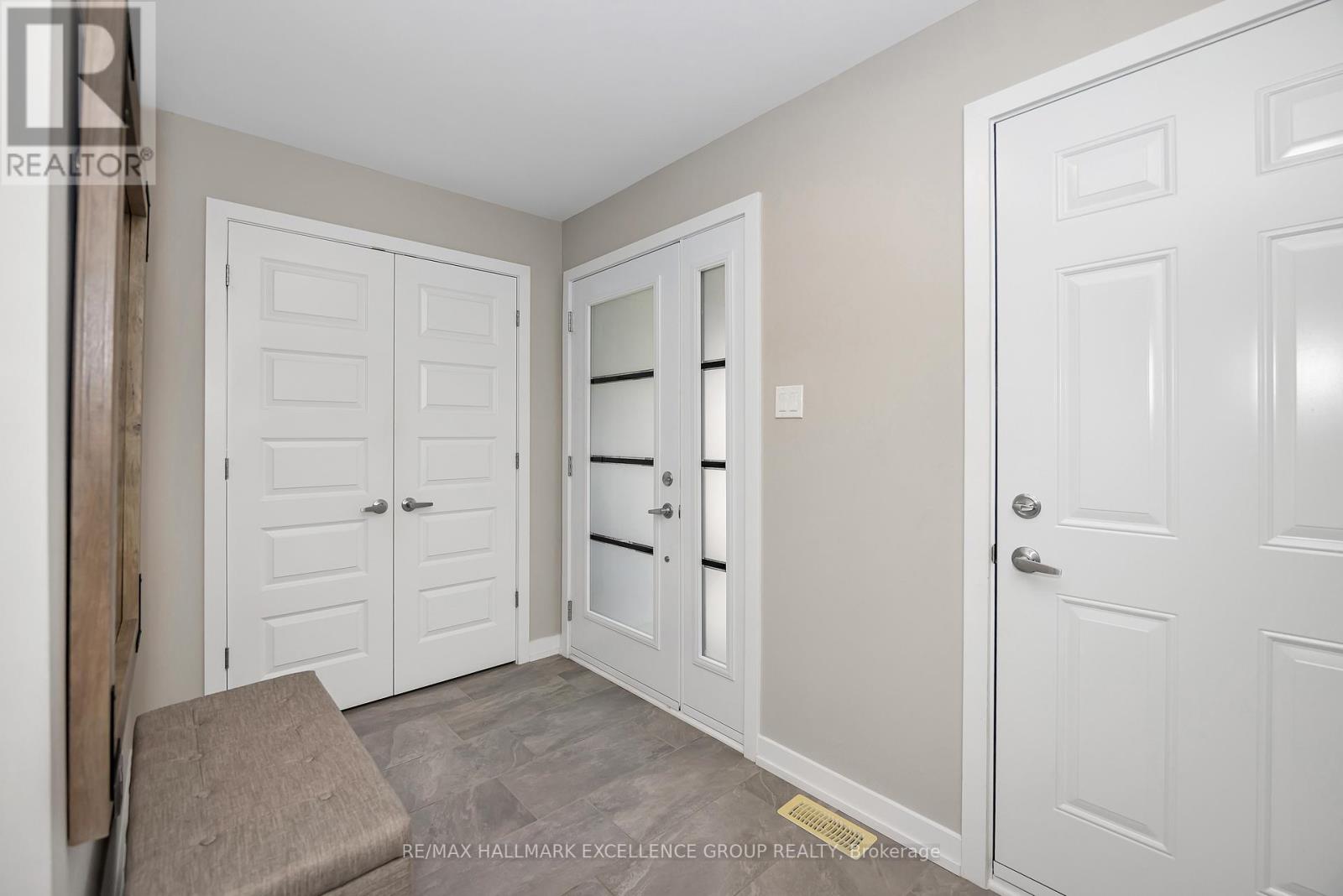 254 Dion Avenue, Clarence-Rockland, Ontario  K4K 0M2 - Photo 6 - X12480756