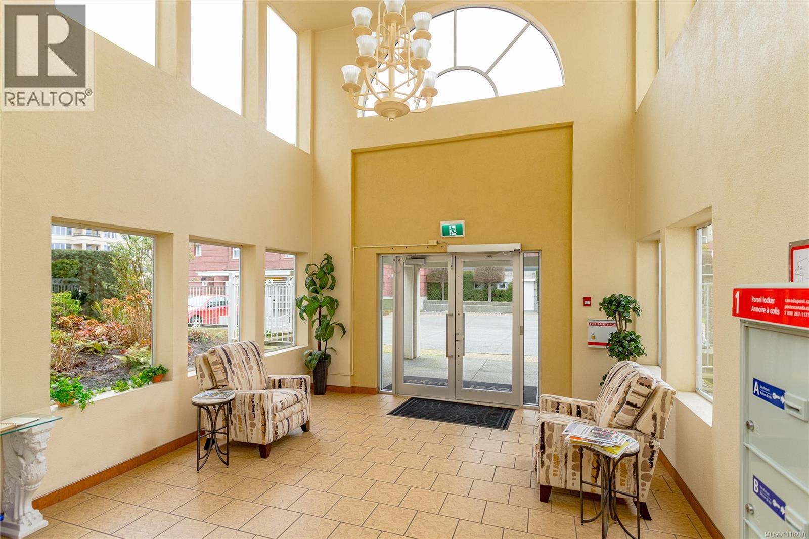405 11 Cooperage Pl, Victoria, British Columbia  V9A 7J9 - Photo 4 - 1018260