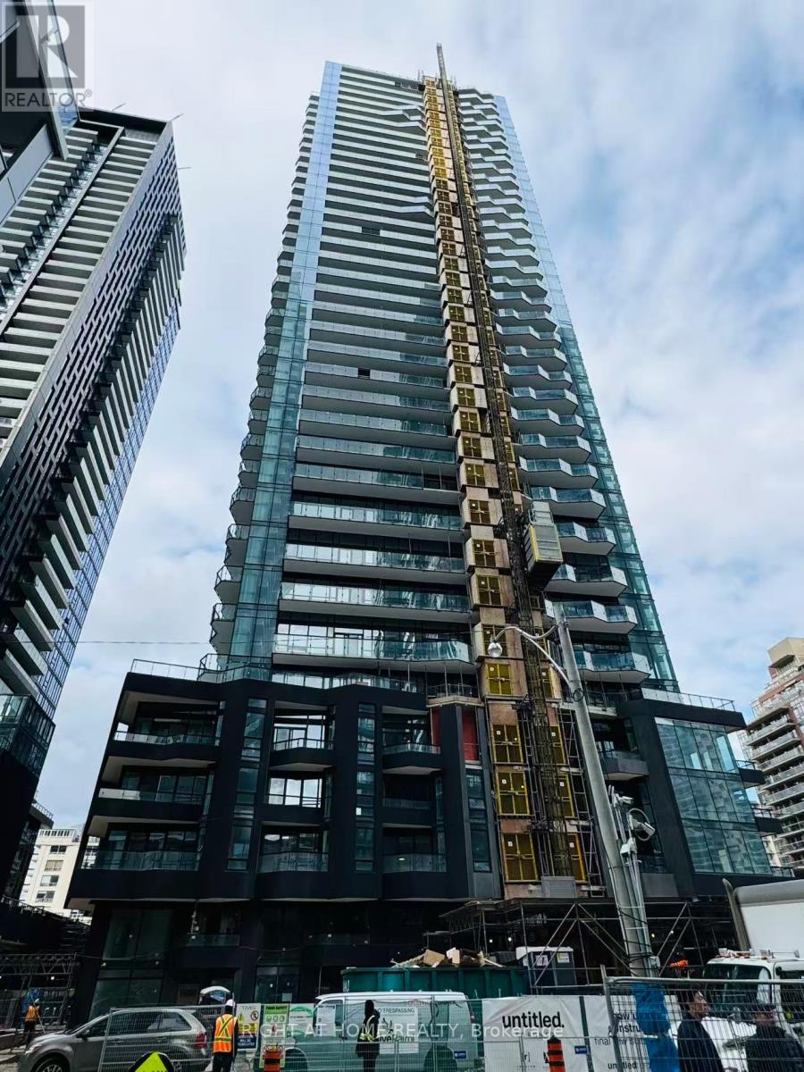 303 - 110 Broadway Avenue, Toronto, Ontario  M4P 1V7 - Photo 2 - C12480621