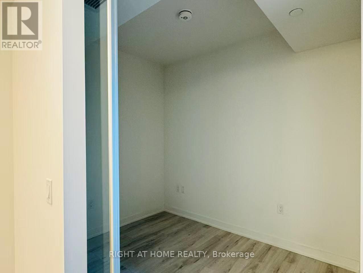 303 - 110 Broadway Avenue, Toronto, Ontario  M4P 1V7 - Photo 23 - C12480621