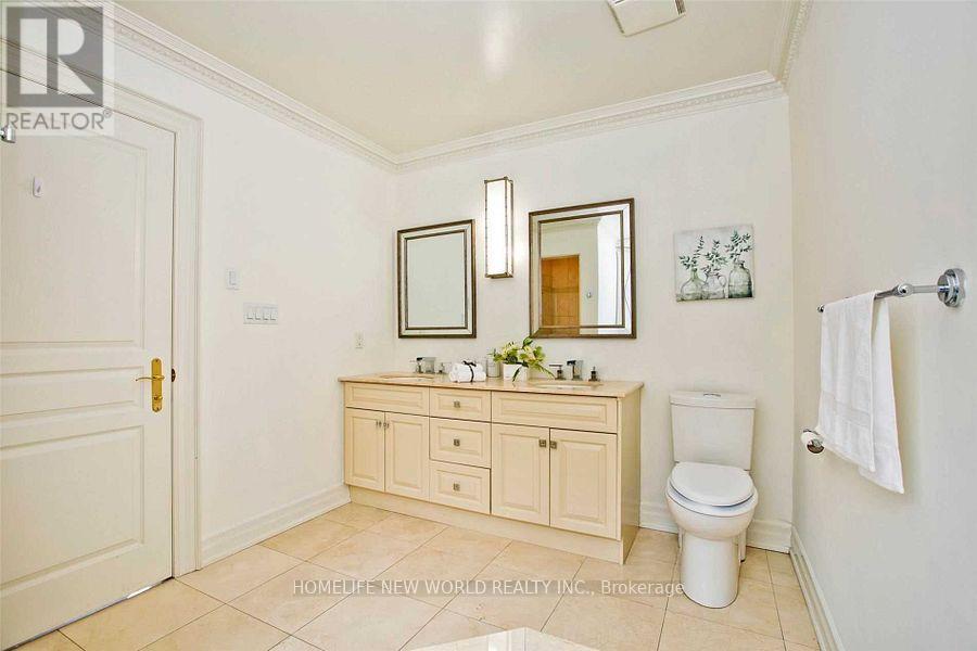 7 Roslin Avenue, Toronto, Ontario  M4N 1Y8 - Photo 20 - C12480633