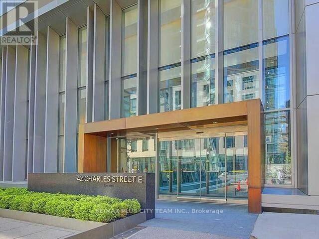1504 - 42 Charles Street E, Toronto, Ontario  M4Y 0B7 - Photo 2 - C12480653