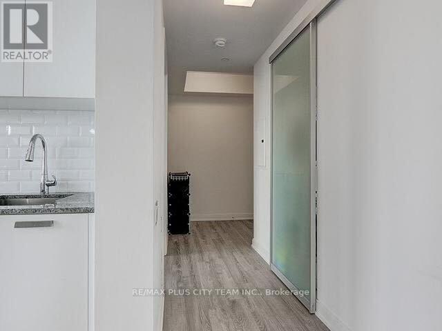 1504 - 42 Charles Street E, Toronto, Ontario  M4Y 0B7 - Photo 8 - C12480653