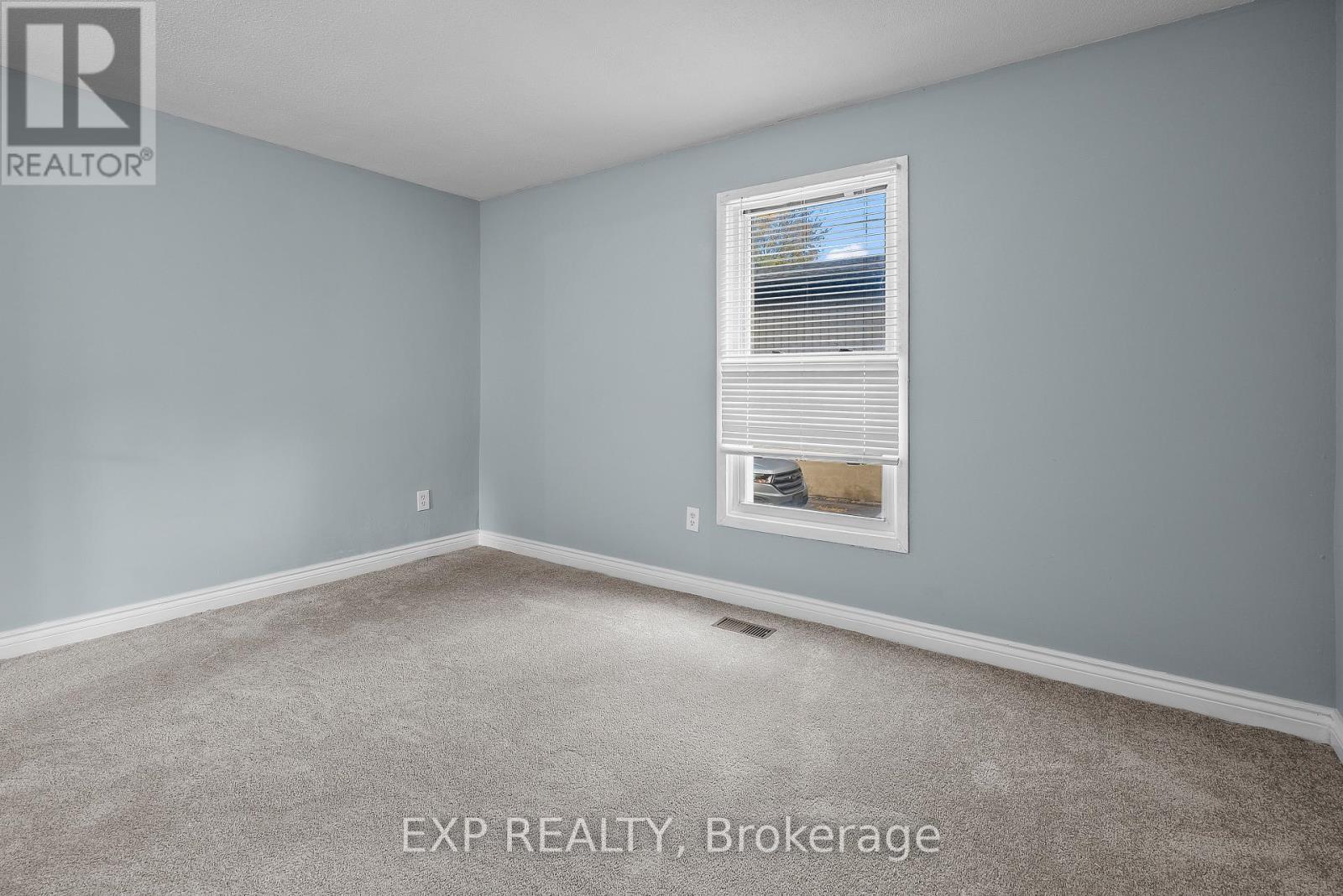 4160 Dorchester Road, Niagara Falls, Ontario  L2E 6N2 - Photo 19 - X12480719