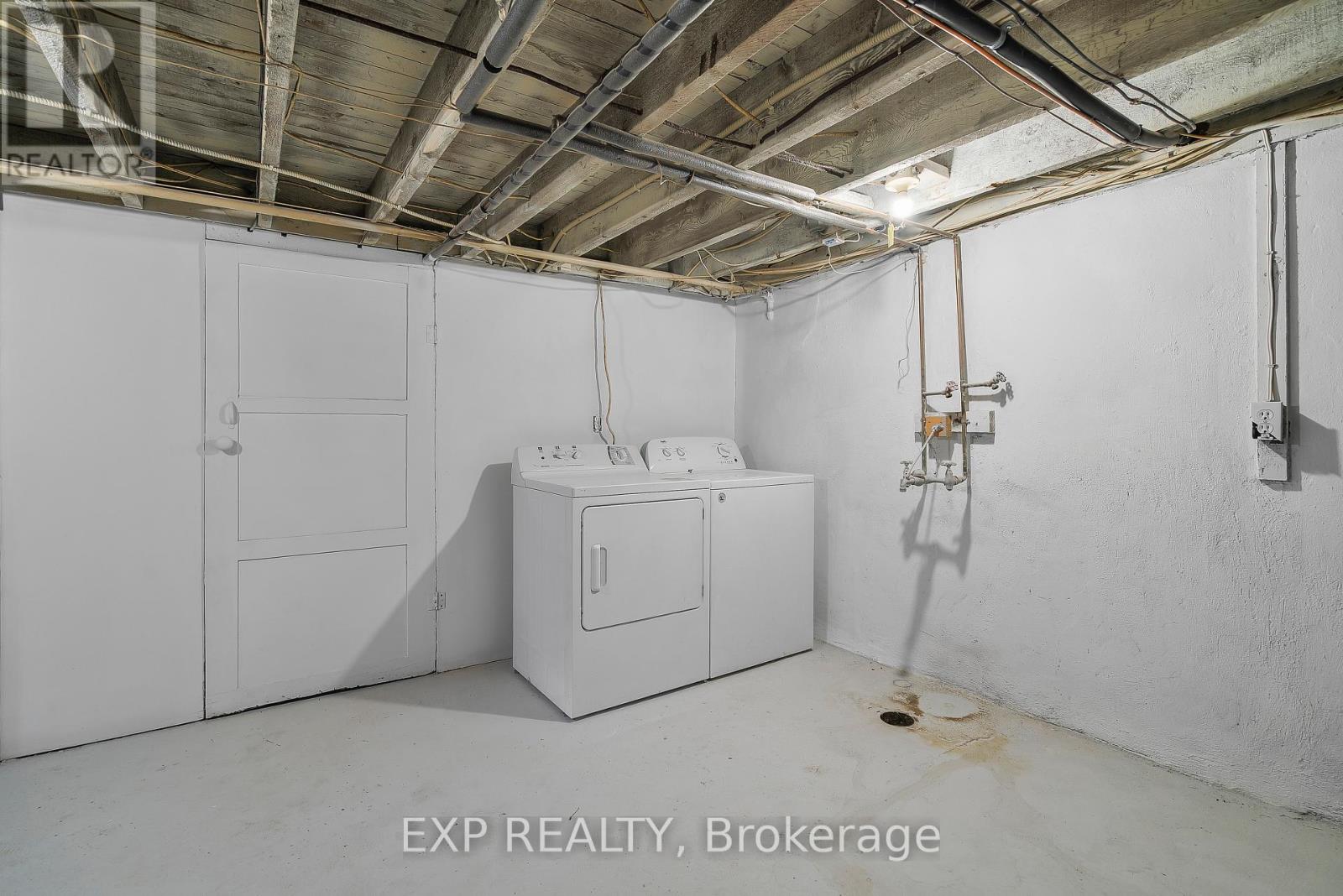 4160 Dorchester Road, Niagara Falls, Ontario  L2E 6N2 - Photo 30 - X12480719