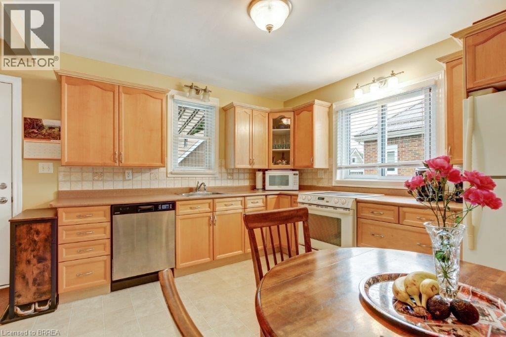 19 Alice Street, Brantford, Ontario  N3R 1Y1 - Photo 5 - 40776975