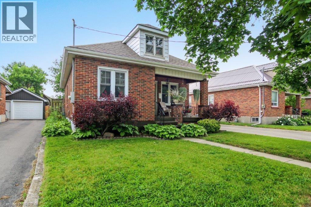 19 Alice Street, Brantford, Ontario  N3R 1Y1 - Photo 2 - 40776975