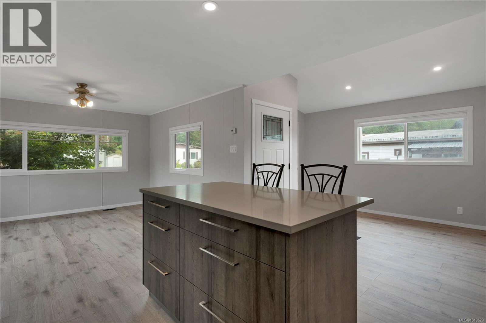 66 2700 Woodburn Rd, Campbell River, British Columbia  V9W 4R4 - Photo 3 - 1013629