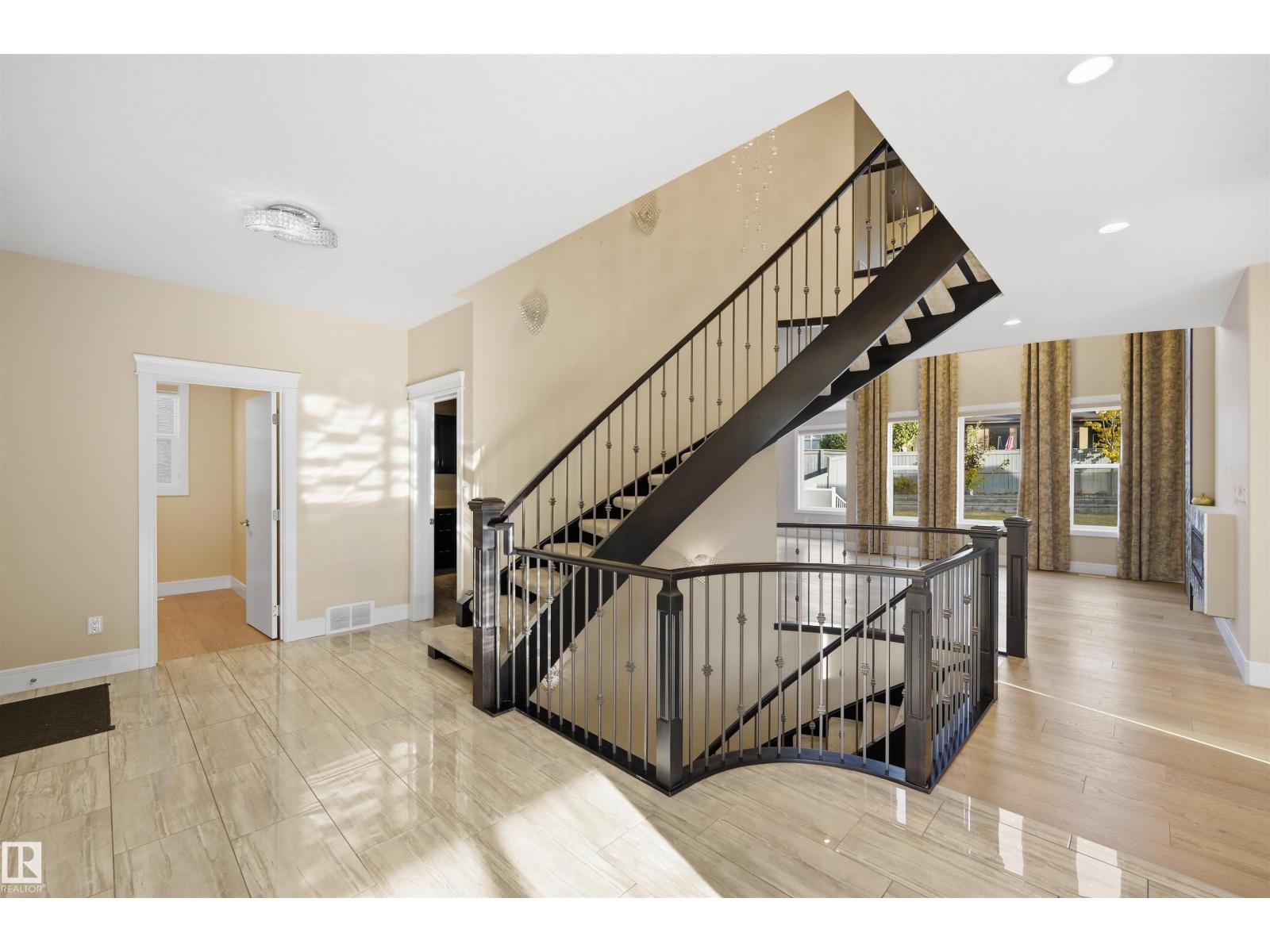 5169 Mullen Rd Nw, Edmonton, Alberta  T6R 0R2 - Photo 4 - E4463142