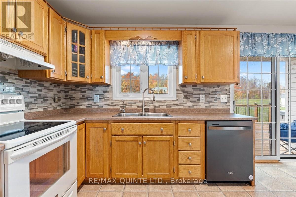 1625 Thrasher Road, Tyendinaga, Ontario  K0K 2V0 - Photo 16 - X12480702