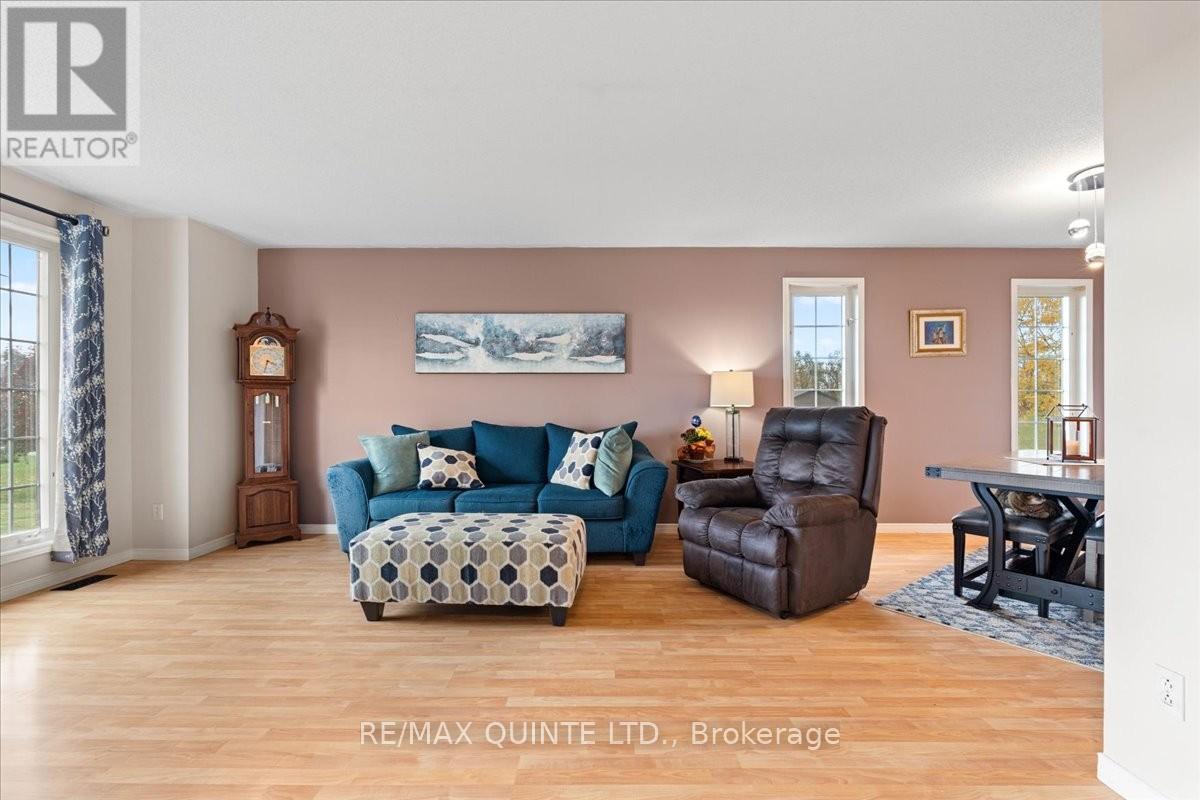 1625 Thrasher Road, Tyendinaga, Ontario  K0K 2V0 - Photo 7 - X12480702