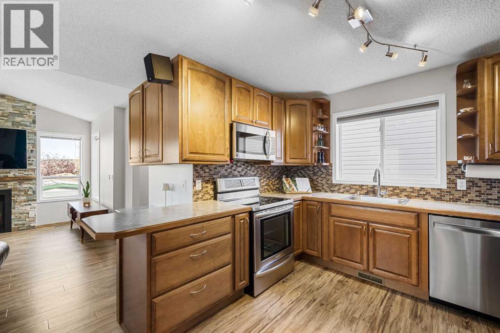 92 Hidden Spring Place Nw, Calgary, Alberta  T3A 5H6 - Photo 9 - A2265988