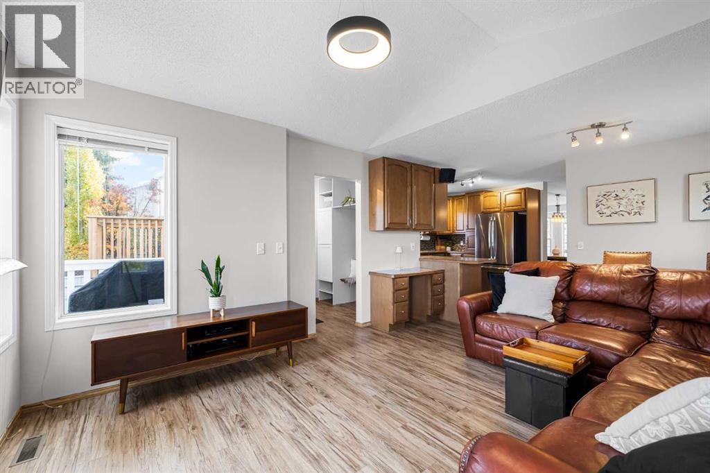 92 Hidden Spring Place Nw, Calgary, Alberta  T3A 5H6 - Photo 13 - A2265988