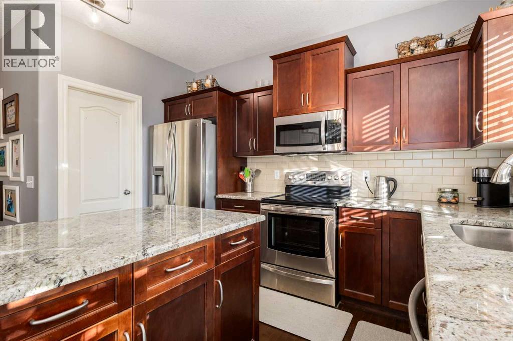 27 Tuscany Estates Drive Nw, Calgary, Alberta  T3L 2Z7 - Photo 21 - A2266700