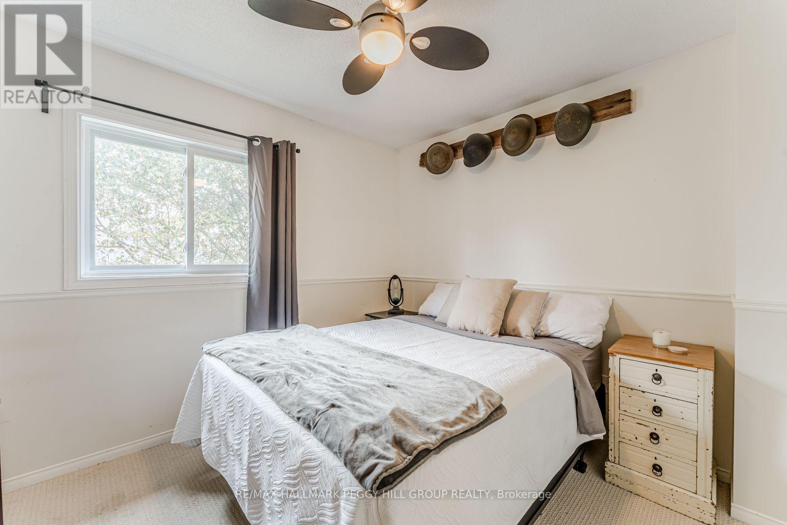 41 Penton Drive, Barrie (Sunnidale), Ontario  L4N 7A3 - Photo 8 - S12480642