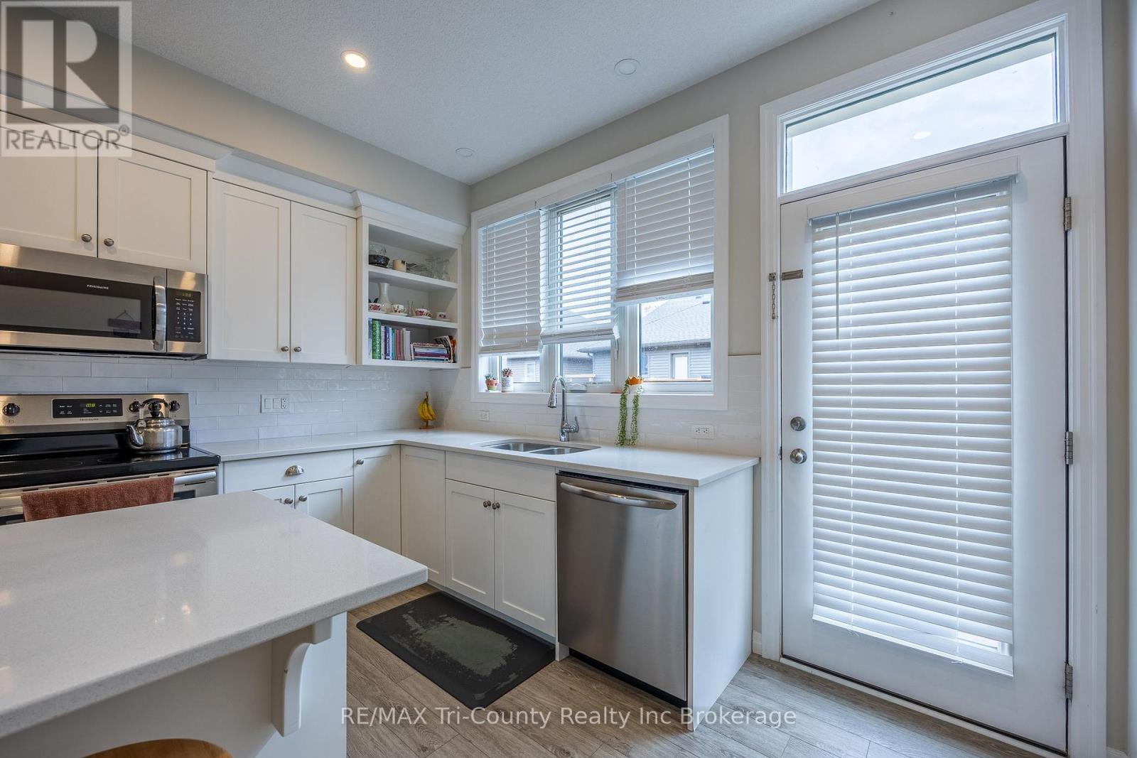 19 Sierra Street, Tillsonburg, Ontario  N4G 0J2 - Photo 11 - X12480709
