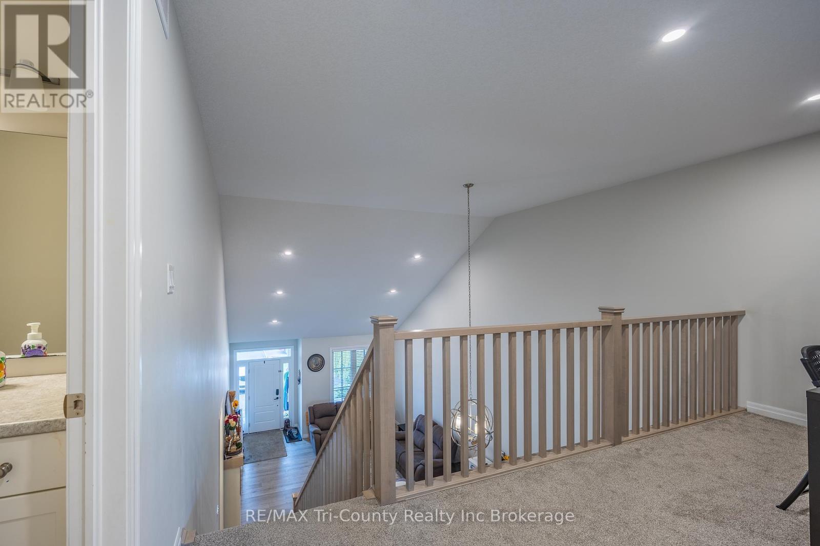 19 Sierra Street, Tillsonburg, Ontario  N4G 0J2 - Photo 17 - X12480709