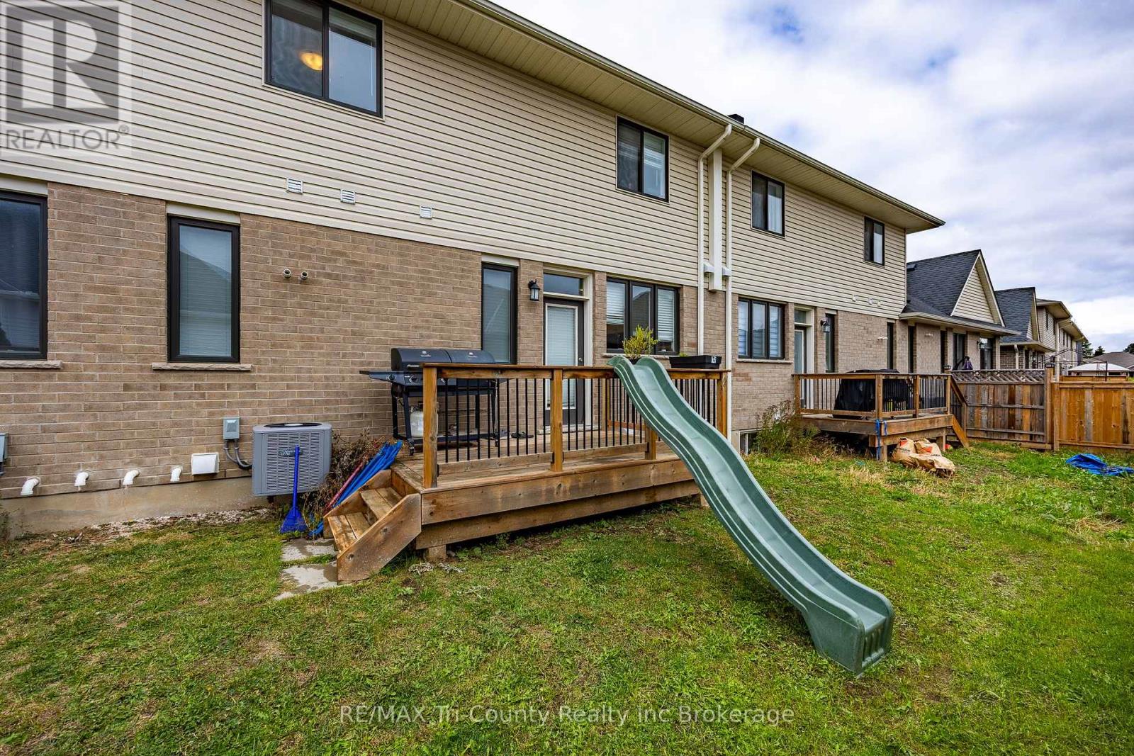 19 Sierra Street, Tillsonburg, Ontario  N4G 0J2 - Photo 4 - X12480709