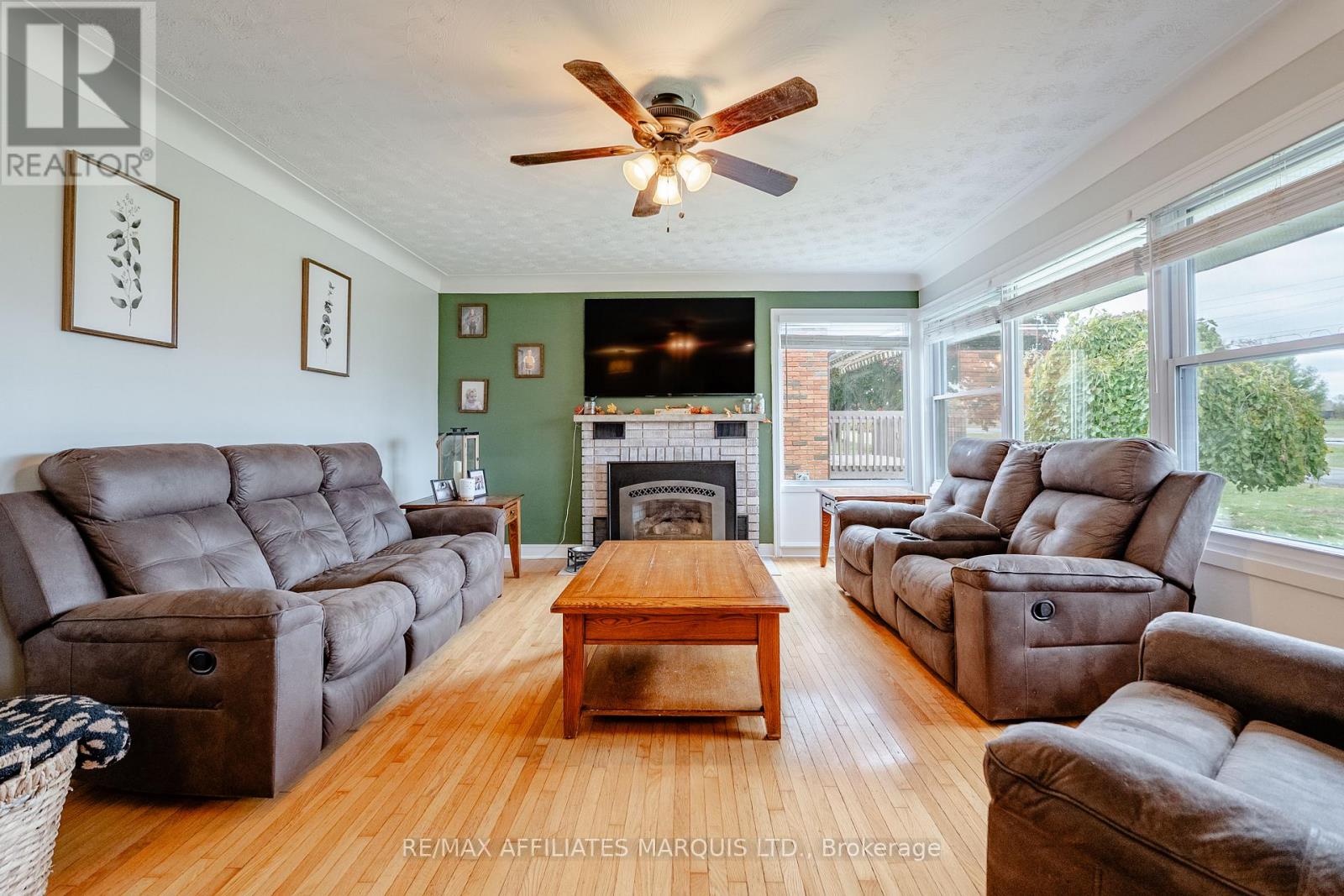 107 Algonquin Avenue, South Stormont (Long Sault), Ontario  K0C 1P0 - Photo 14 - X12480779