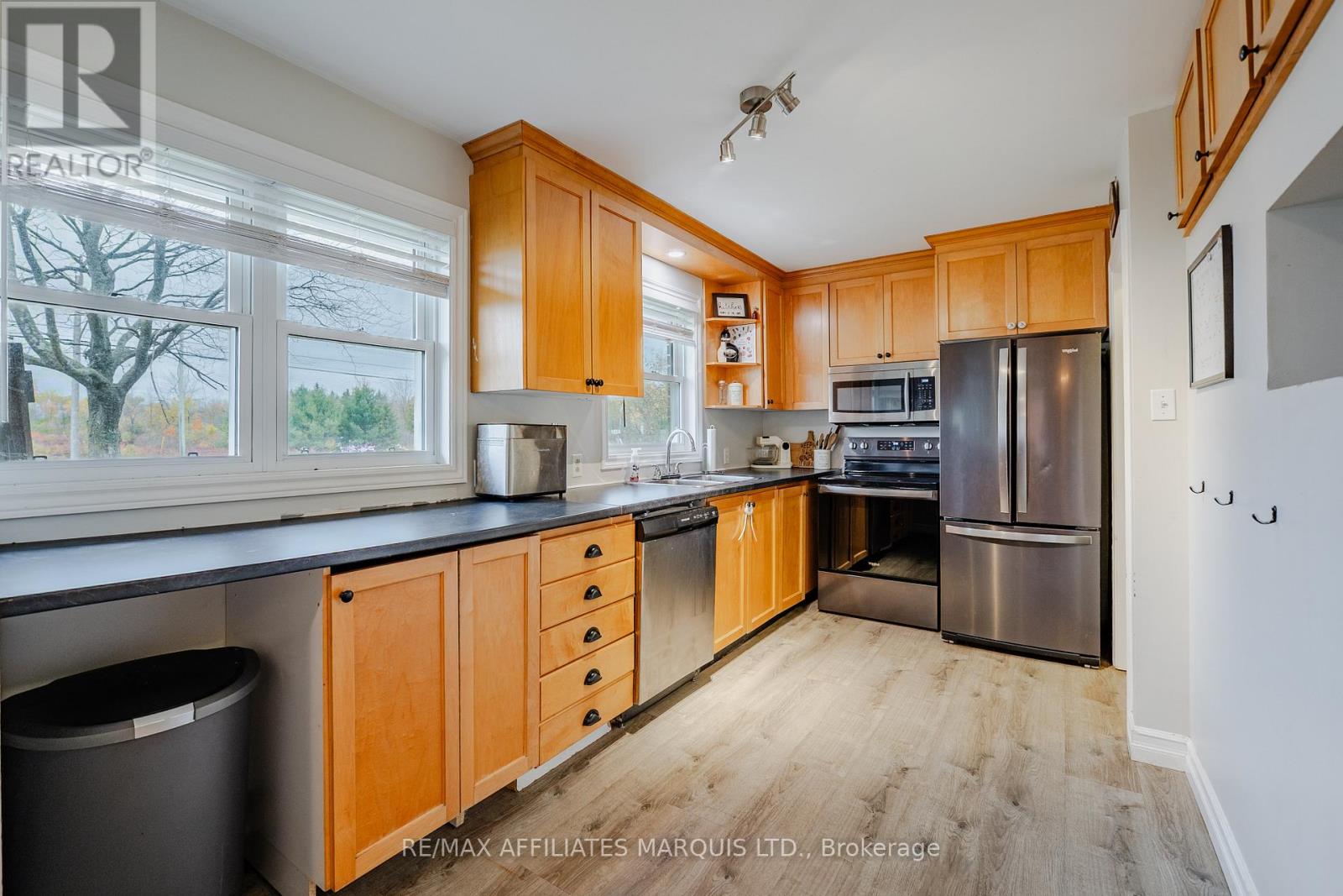 107 Algonquin Avenue, South Stormont (Long Sault), Ontario  K0C 1P0 - Photo 19 - X12480779