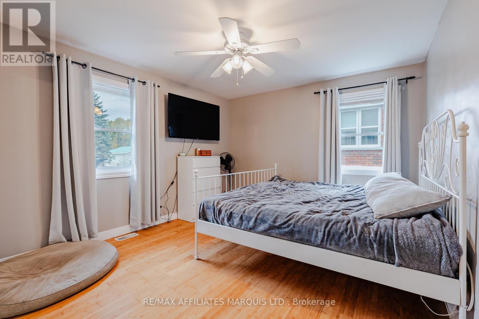107 Algonquin Avenue, South Stormont (Long Sault), Ontario  K0C 1P0 - Photo 24 - X12480779