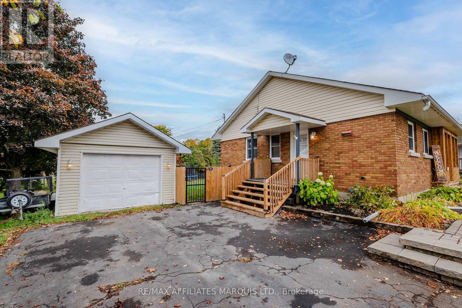 107 Algonquin Avenue, South Stormont (Long Sault), Ontario  K0C 1P0 - Photo 37 - X12480779