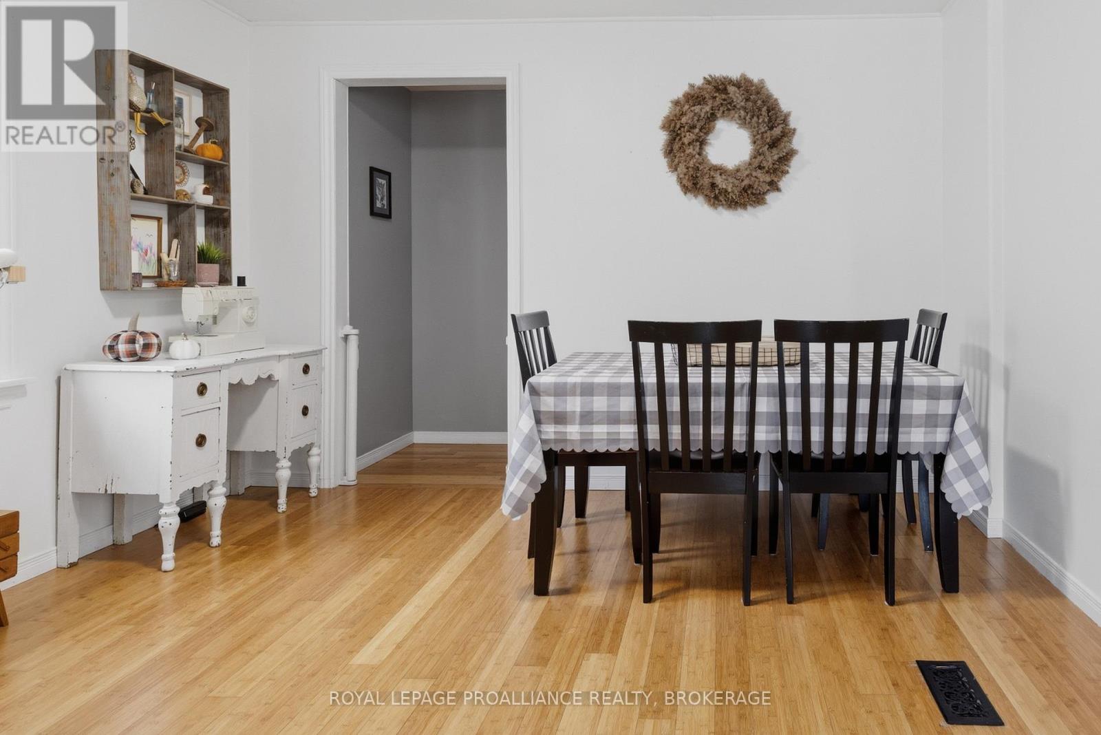 225 East Street, Greater Napanee (Greater Napanee), Ontario  K7R 1S9 - Photo 16 - X12480731