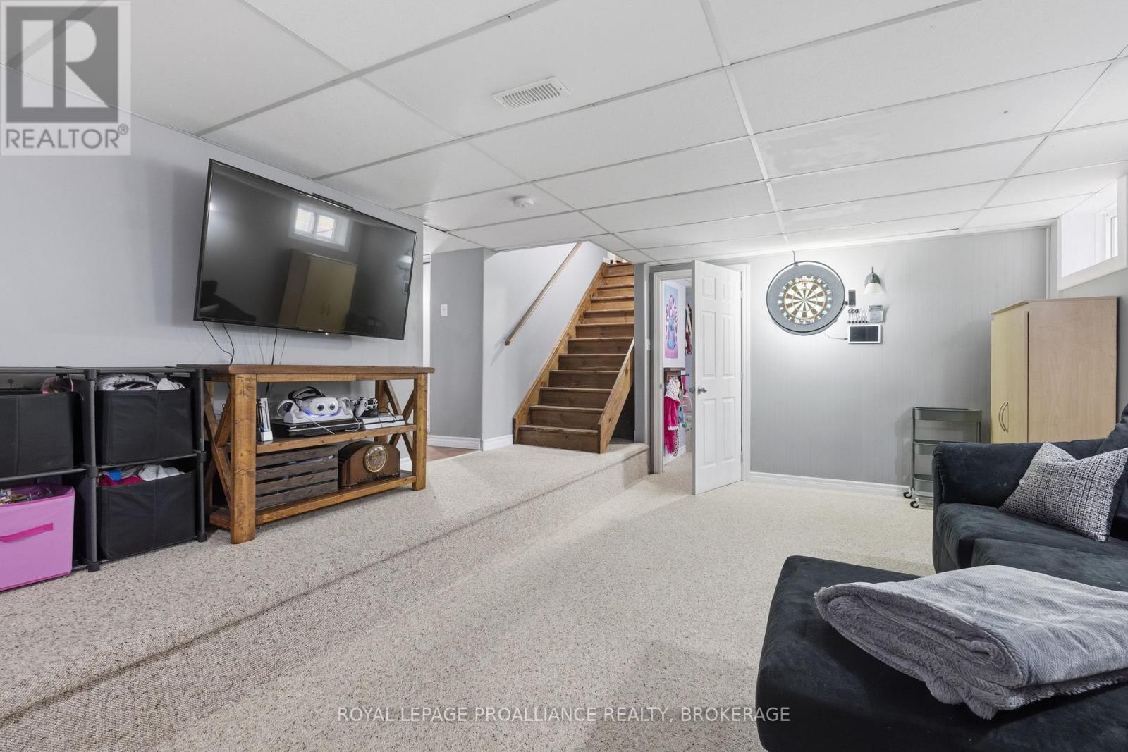 225 East Street, Greater Napanee (Greater Napanee), Ontario  K7R 1S9 - Photo 29 - X12480731