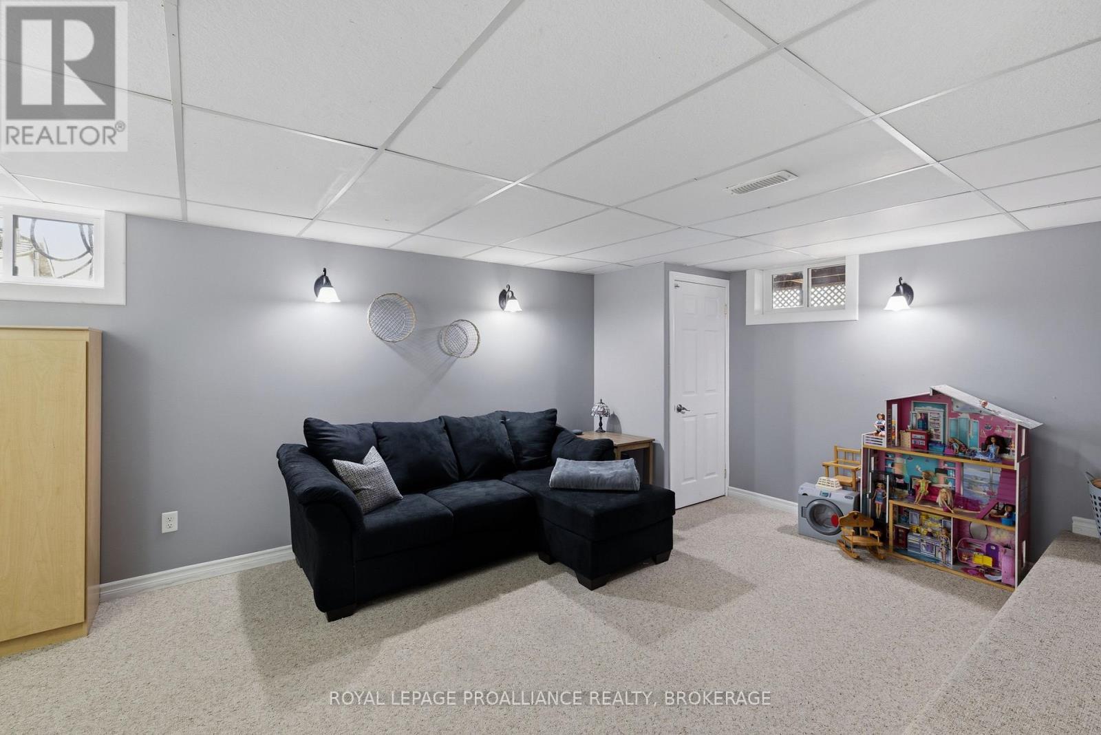 225 East Street, Greater Napanee (Greater Napanee), Ontario  K7R 1S9 - Photo 31 - X12480731