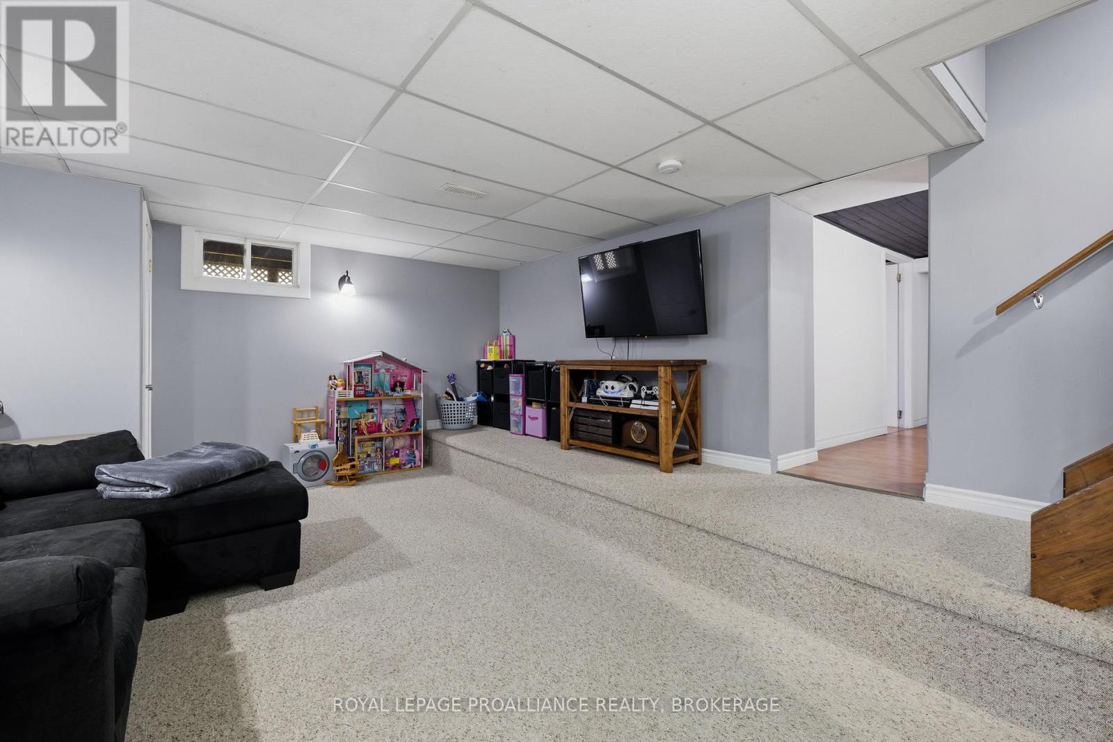 225 East Street, Greater Napanee (Greater Napanee), Ontario  K7R 1S9 - Photo 30 - X12480731
