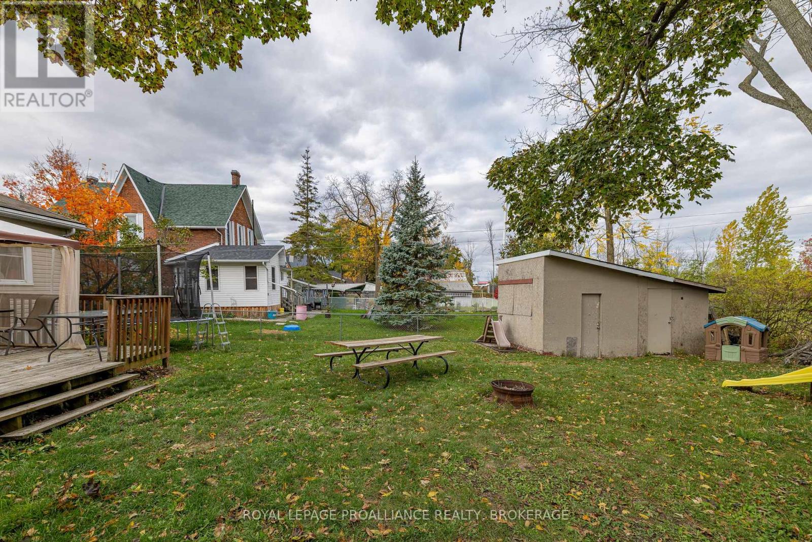 225 East Street, Greater Napanee (Greater Napanee), Ontario  K7R 1S9 - Photo 38 - X12480731