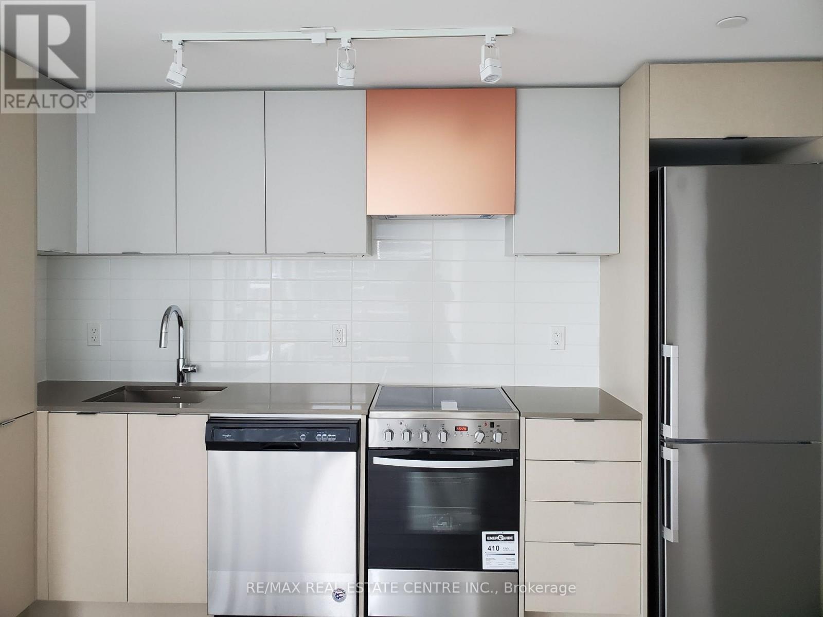 1705 - 30 Gibbs Road, Toronto, Ontario  M9B 0E4 - Photo 11 - W12480629