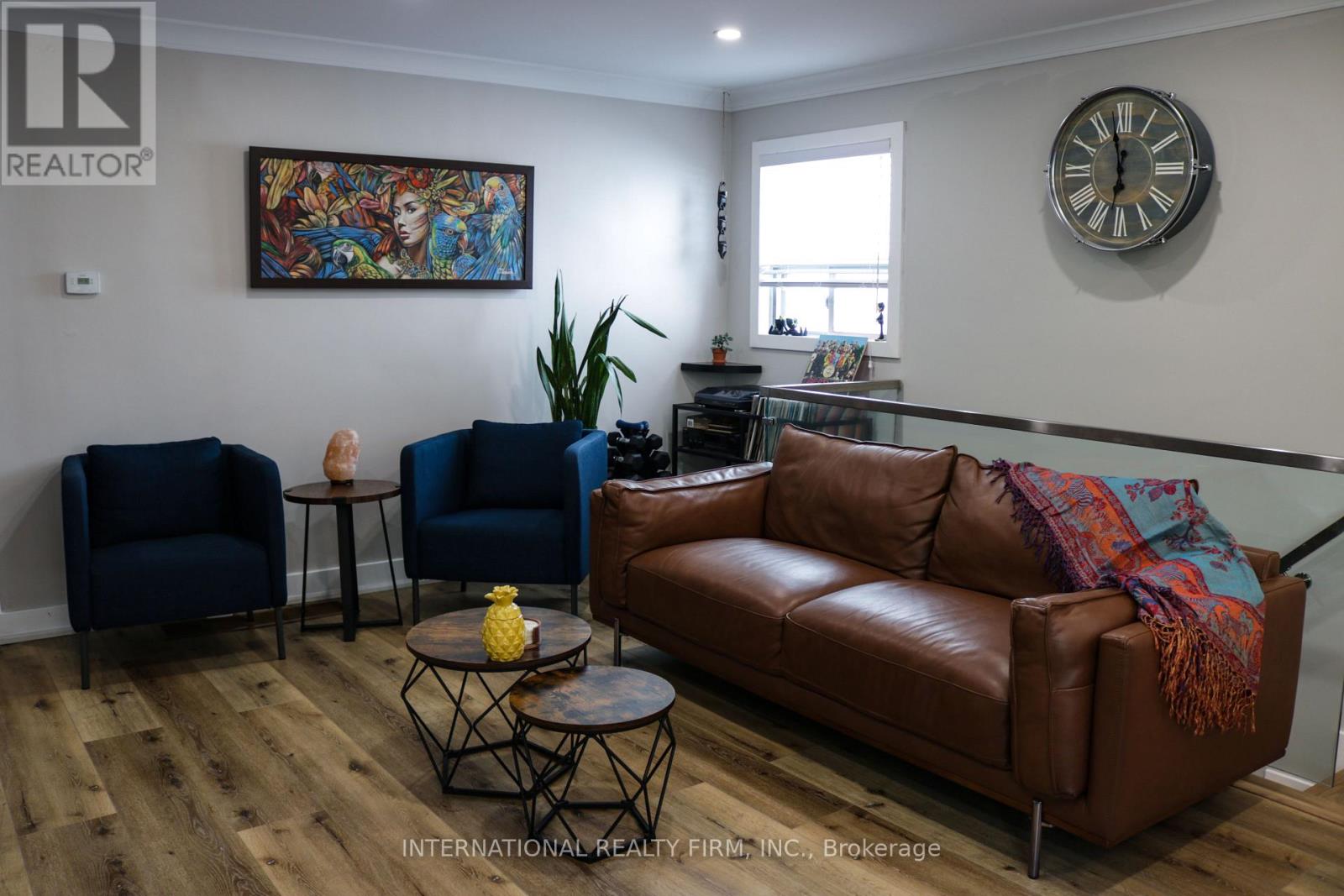 331 Mcroberts Avenue N, Toronto, Ontario  M6E 4R1 - Photo 17 - W12480638