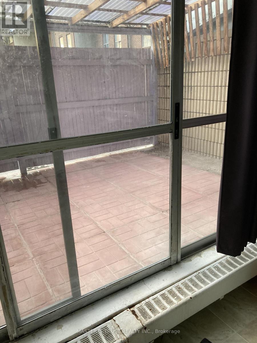 116 - 10 Eddystone Avenue, Toronto, Ontario  M3N 2T2 - Photo 4 - W12480641
