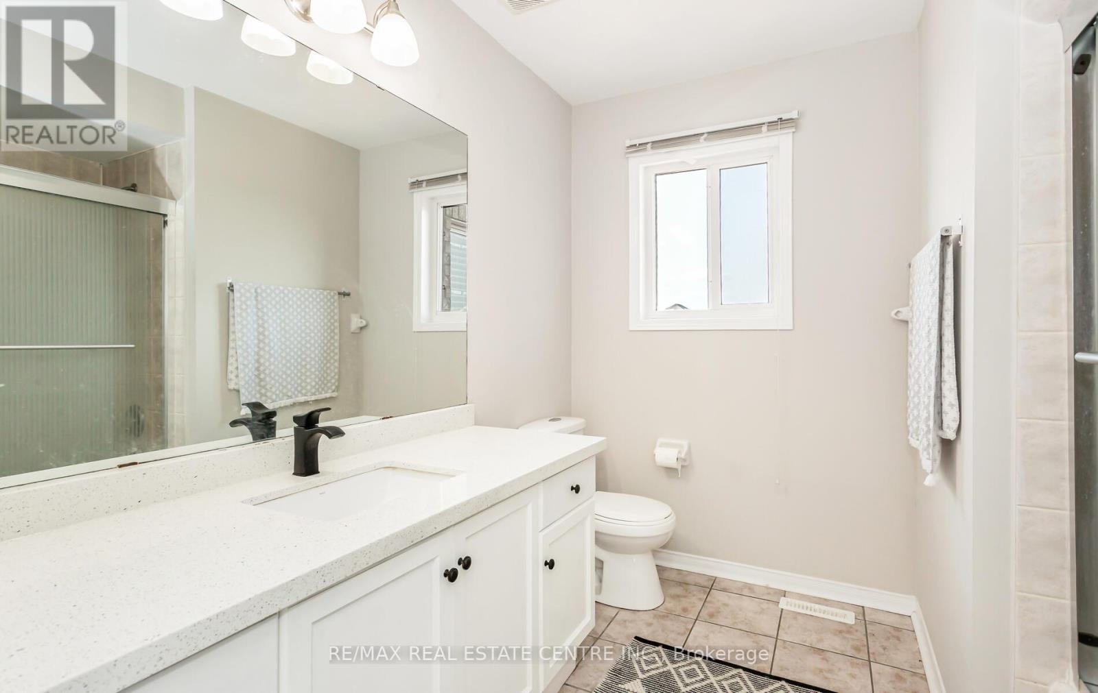 Main House - 3949 Tacc Drive, Mississauga, Ontario  L5M 6L2 - Photo 33 - W12480650