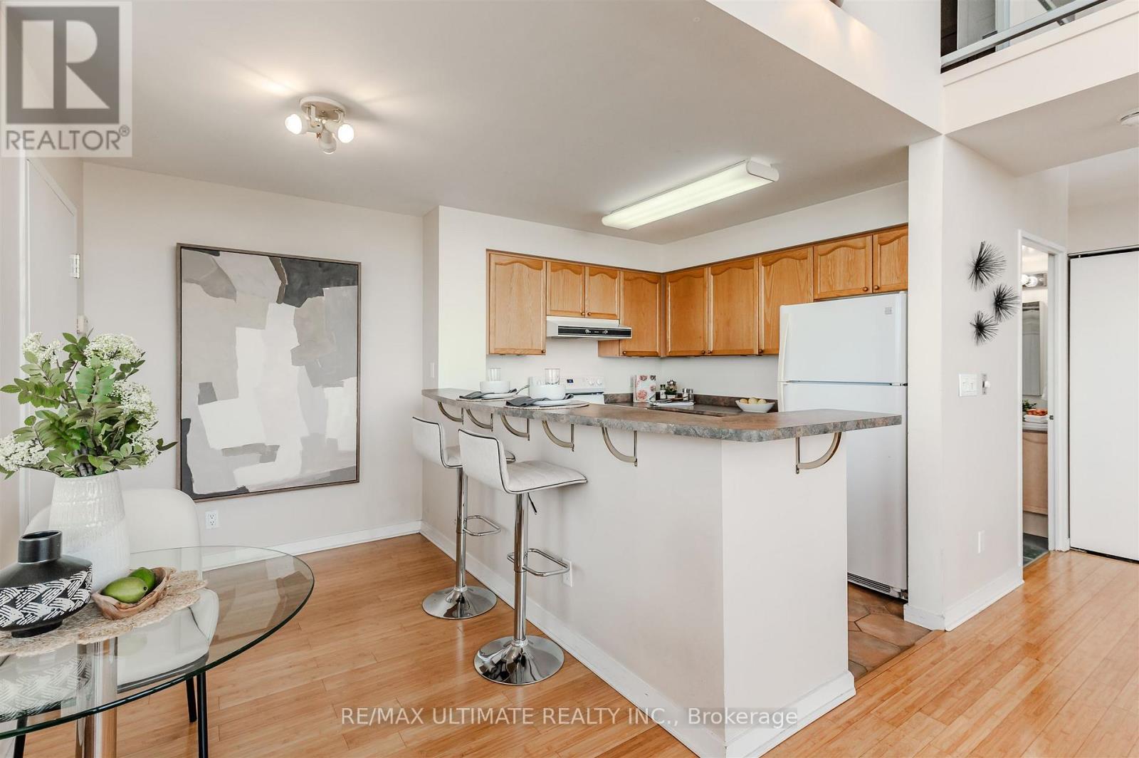301 - 300 Manitoba Street, Toronto, Ontario  M8Y 4G6 - Photo 15 - W12480680