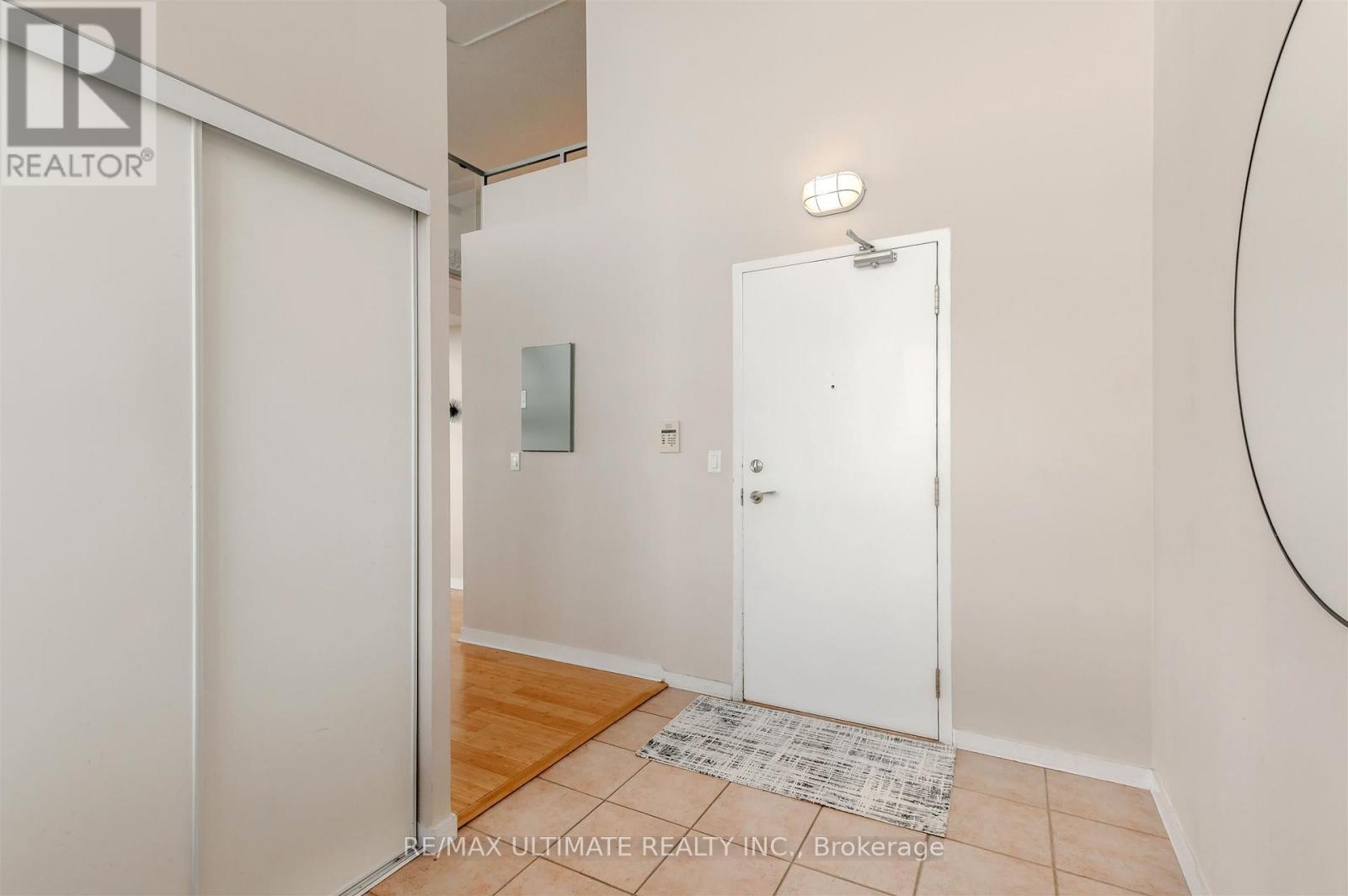 301 - 300 Manitoba Street, Toronto, Ontario  M8Y 4G6 - Photo 16 - W12480680