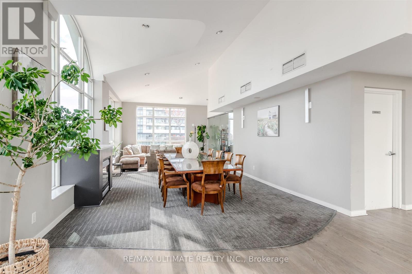 301 - 300 Manitoba Street, Toronto, Ontario  M8Y 4G6 - Photo 29 - W12480680