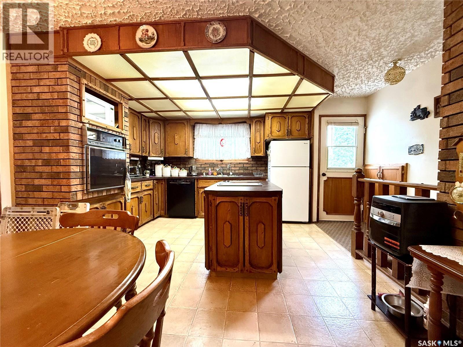 56 Mcburney Drive, Yorkton, Saskatchewan  S3N 3J1 - Photo 10 - SK021117