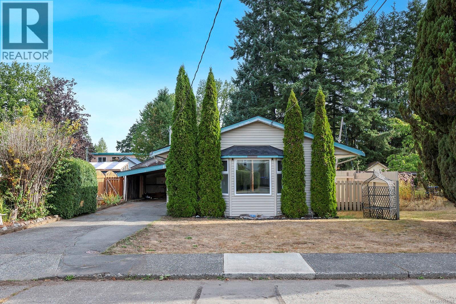 1110 Urquhart Ave, Courtenay, British Columbia  V9N 3K5 - Photo 3 - 1018268