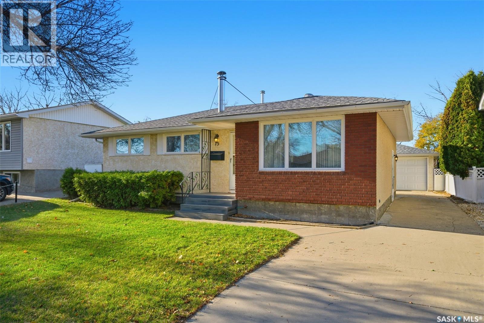 15 Bastedo CRESCENT, Regina, Saskatchewan