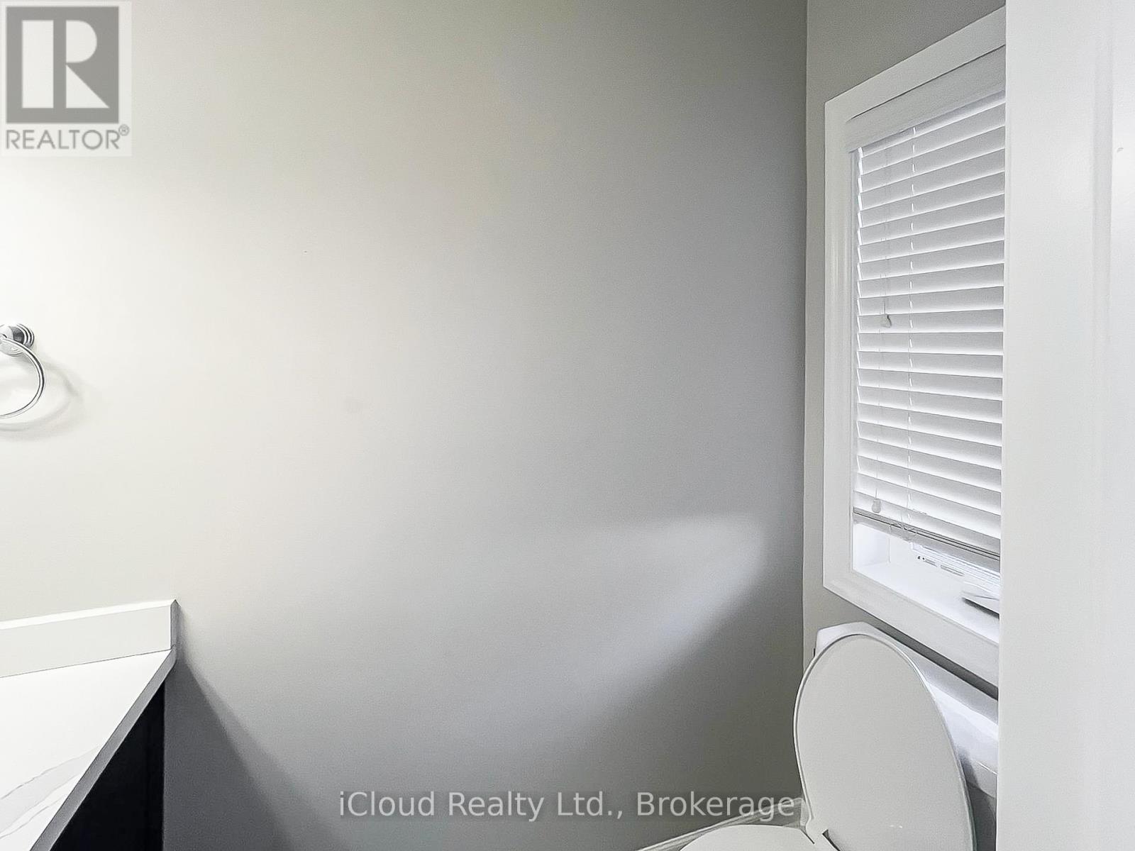 44 - 811 Sarnia Road, London North, Ontario  L6H 0K3 - Photo 18 - X12480657