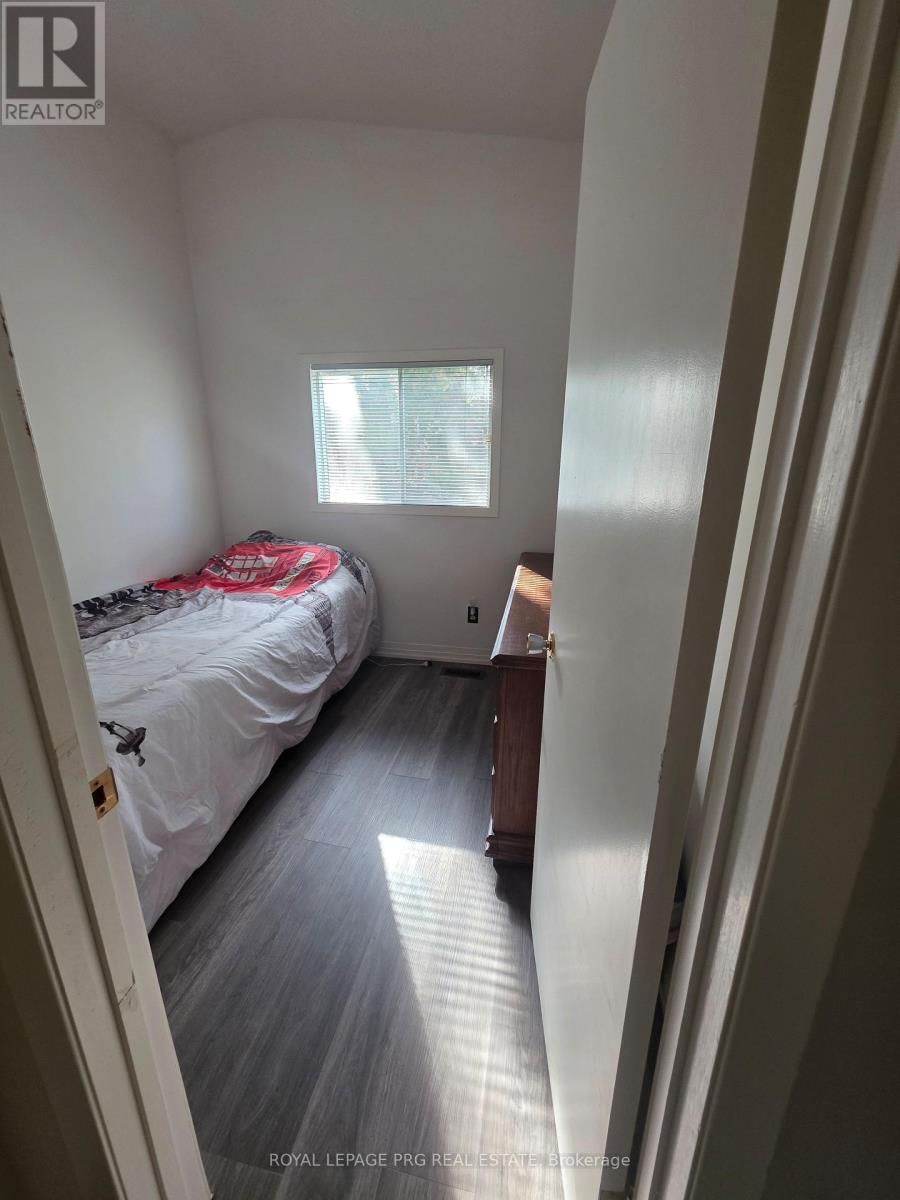 183 Mcguire Beach Road, Kawartha Lakes, Ontario  K0M 2B0 - Photo 13 - X12480673