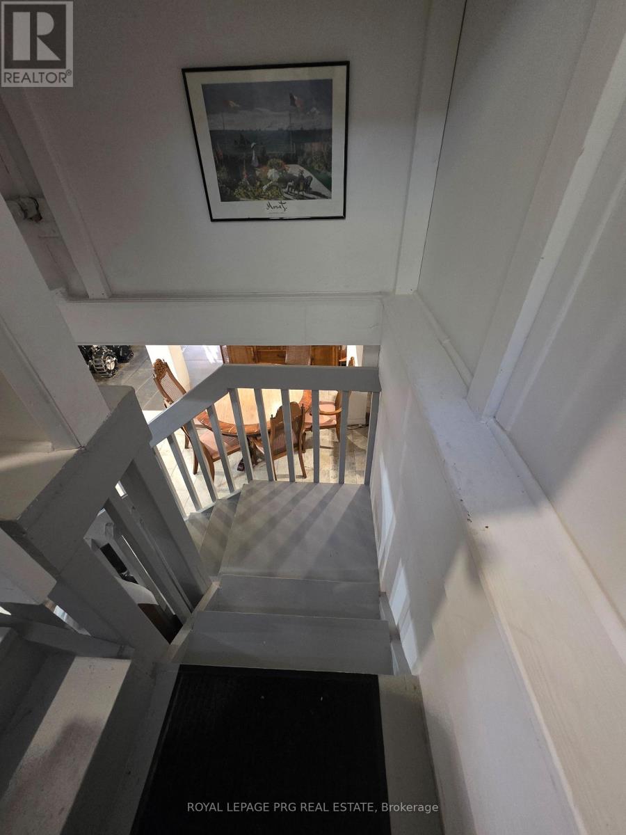 183 Mcguire Beach Road, Kawartha Lakes, Ontario  K0M 2B0 - Photo 15 - X12480673