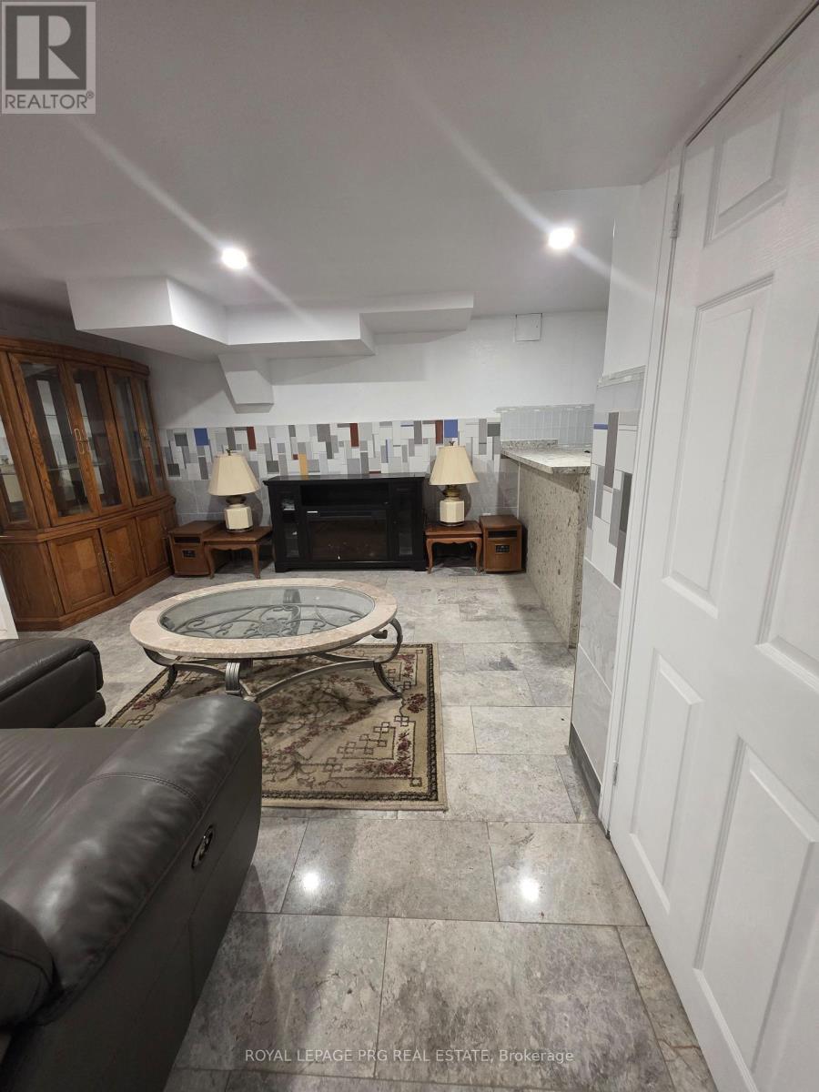 183 Mcguire Beach Road, Kawartha Lakes, Ontario  K0M 2B0 - Photo 19 - X12480673
