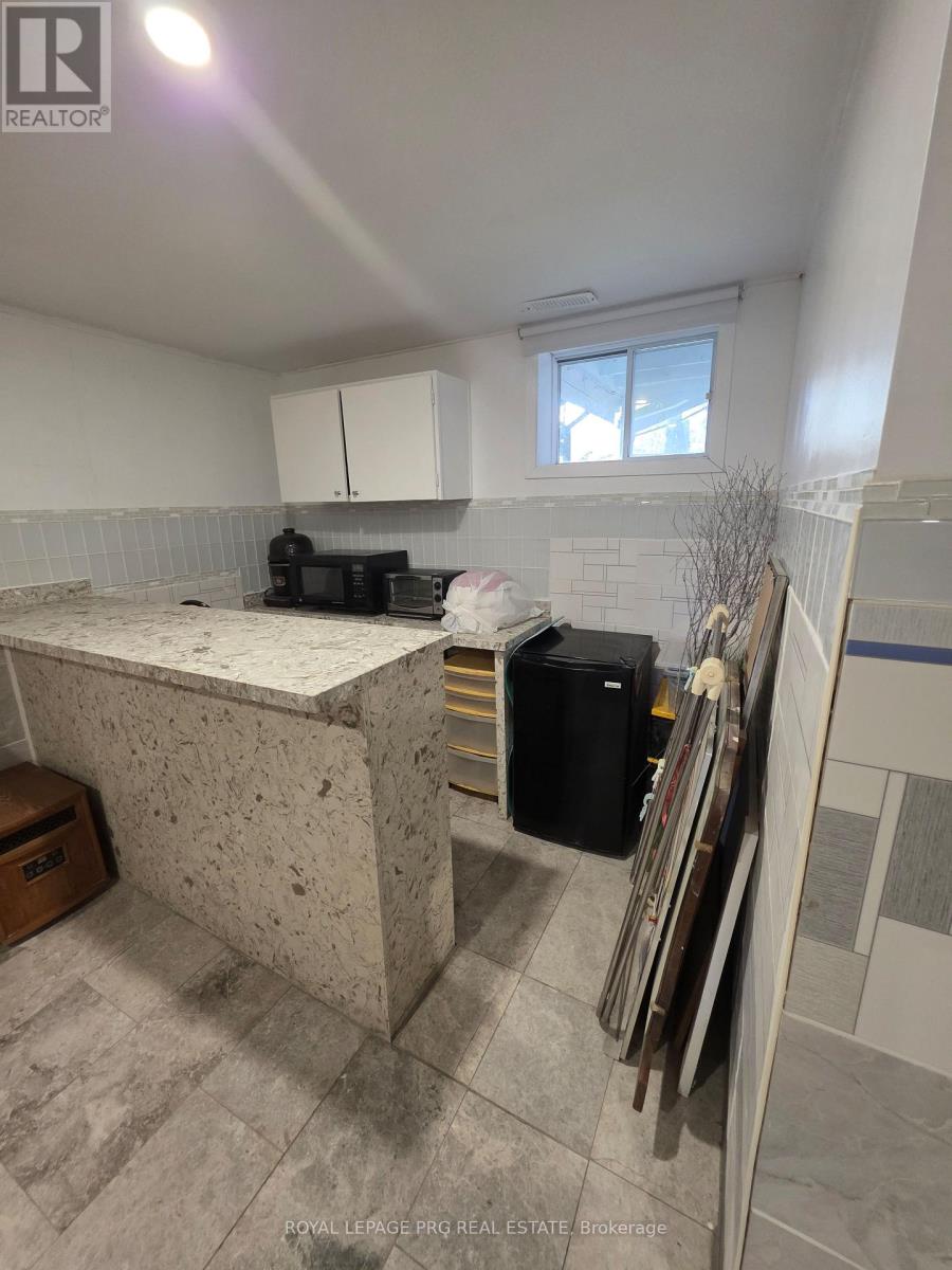 183 Mcguire Beach Road, Kawartha Lakes, Ontario  K0M 2B0 - Photo 20 - X12480673