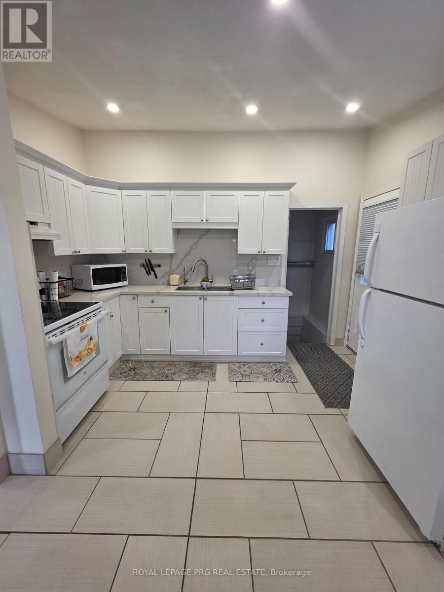 183 Mcguire Beach Road, Kawartha Lakes, Ontario  K0M 2B0 - Photo 6 - X12480673